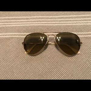 Small ray ban sunglasses-gold frame